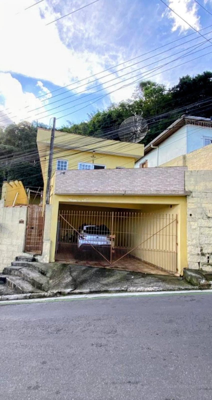 Casa- térrea 2 dormitórios- Centro Franco da Rocha 